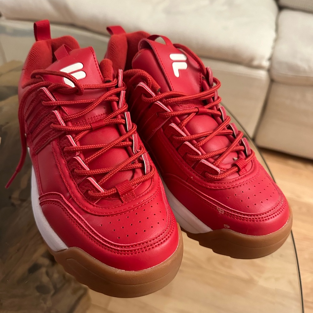 FILA woman’s Size 8